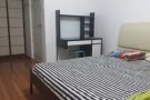 文理地铁短租日租房 文理地铁站10分钟左右，干净人少主人房和普通房都有 欢迎咨询