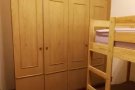 近新国大公寓！只招女生！近公交车站 便利店！
