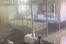 牛车水珍珠坊楼上有6人女床位出租，可以刷脸，合法本屋地址，整天只住6个女孩随时入住