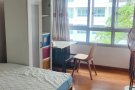 榜鹅地铁对面独立使用洗手间