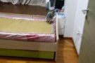 近巴西立公寓普通房两人一间出租一男床位，无煮，可报地址。无中介费
