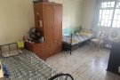 湖畔MRT附近，高层出租3人间男搭房，可以报服务业本屋地址。