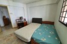 后港地铁.  只有一位女房东。 普通房 出租 , 2人$850。 有网络, 没有空调. 有 2 张单人床。后港地铁.