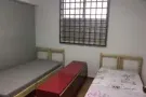 braddle地铁站单间出租 价格都可协商 仅限女生