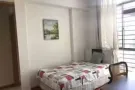 湖畔地铁站对面lakeshore 精装修普通房出租，无中介，随时入住。