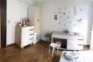 近地铁超温馨普通房旁边就是shengsiong超市，700包水电网！