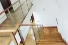 靠近地铁站，私人别墅，主人房，普通房，单人房对外出租，新装修！