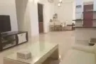 油池地铁站对面公寓大普通房， 单间出租1400/月