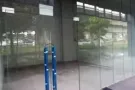 裕廊东地铁站食品与饮品店，小食店铺出租