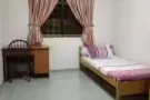 宏茂桥普通房出租1人 (只租大马女生) 无中介费， 月租$500  包水电网
