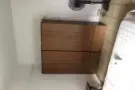 靠近湖畔地铁站