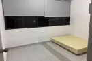 2分钟到阿裕尼地铁站，有房间出租，马上可以入住，可以报地址