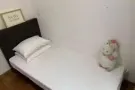 阿裕尼特价普通房，对面就是图书管