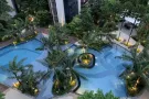 湖畔 Lakeside地铁站走路五分钟