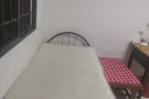 租房间在同港，床位一个男生