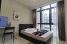 花拉公园地铁站旁边 高级公寓普通房 可住2人 无屋主 报本屋地址 无中介费