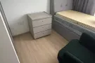 靠近地铁公寓普通房出租$1050