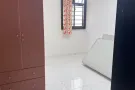 三巴旺360C离地铁站非常近，两间普房出租