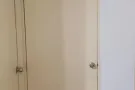1分钟到1分钟到海军部地铁站有小房间出租，限女生。请电：91505796