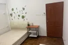 花拉公园MRT附近有主人房跟大普通房出租，随时可以入住，不可以煮饭，提供MOM本屋地址