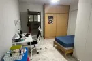 出租主卧室连接浴室