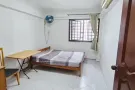 武吉巴督Bukit Batok地铁附近大牌503角头普通房出租