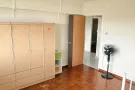 后港mrt附近 楼下多量巴士 大普通房间