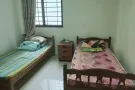 朝招男达房一人