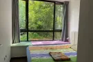 巴西立d'Nest公寓普通房出租，1250新币包水电可住双人有冷气，单人优惠 可报地址 wx:laogudong678