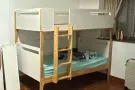 四美公寓，樟宜医院对面，旁边3017工业区，靠近博览，EXPO，走路到地铁站5分钟，交通方便，居住安静，环境整洁