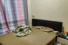 亚龙公寓25巷40巷地铁站3分钟普通房出租1350，主人房1550.空调，家具，人少，安静，可以小煮，本屋地址，联系电话
